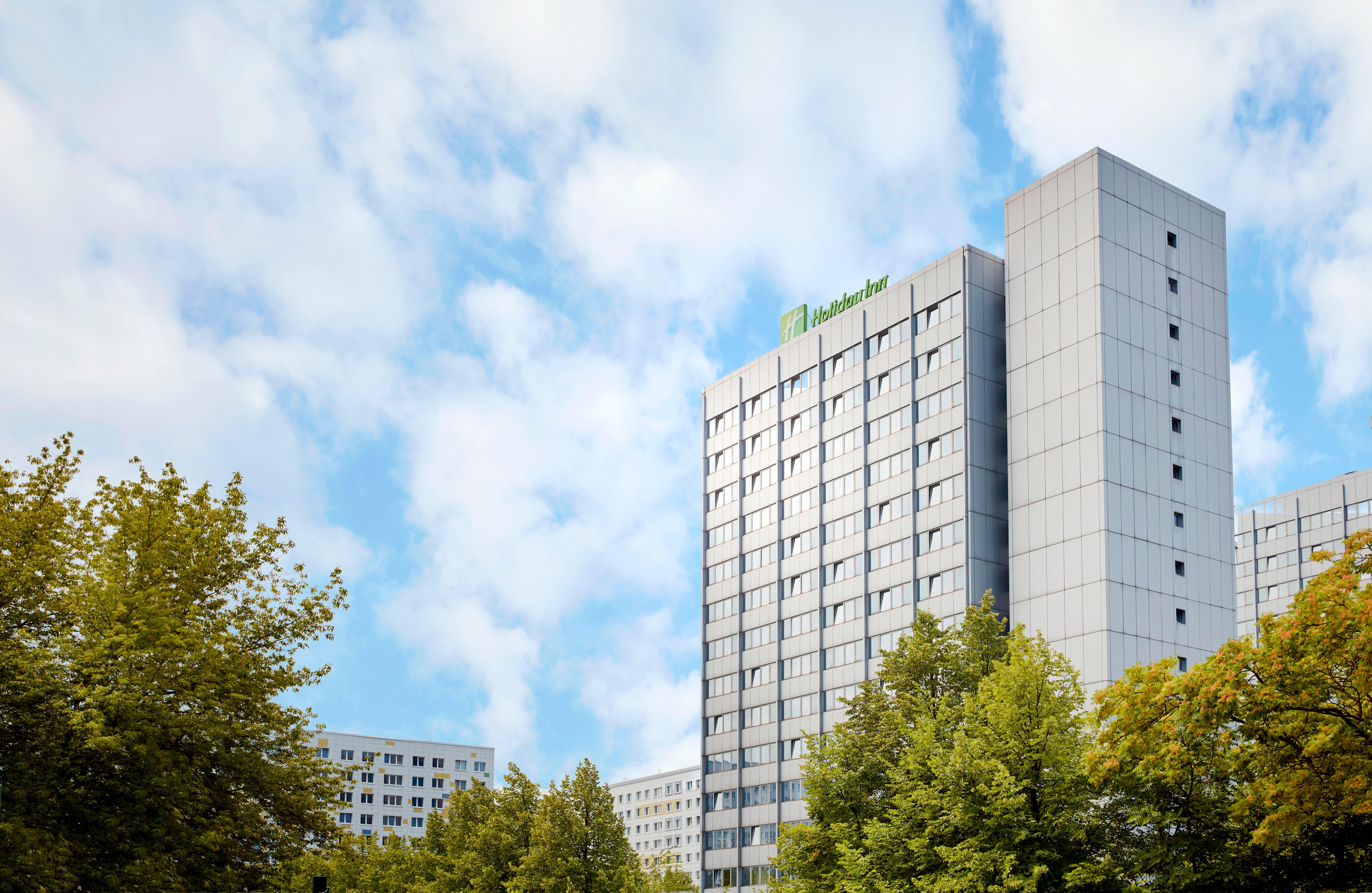 Holiday Inn Berlin City-East Landsberger Allee, An Ihg Hotel Екстериор снимка