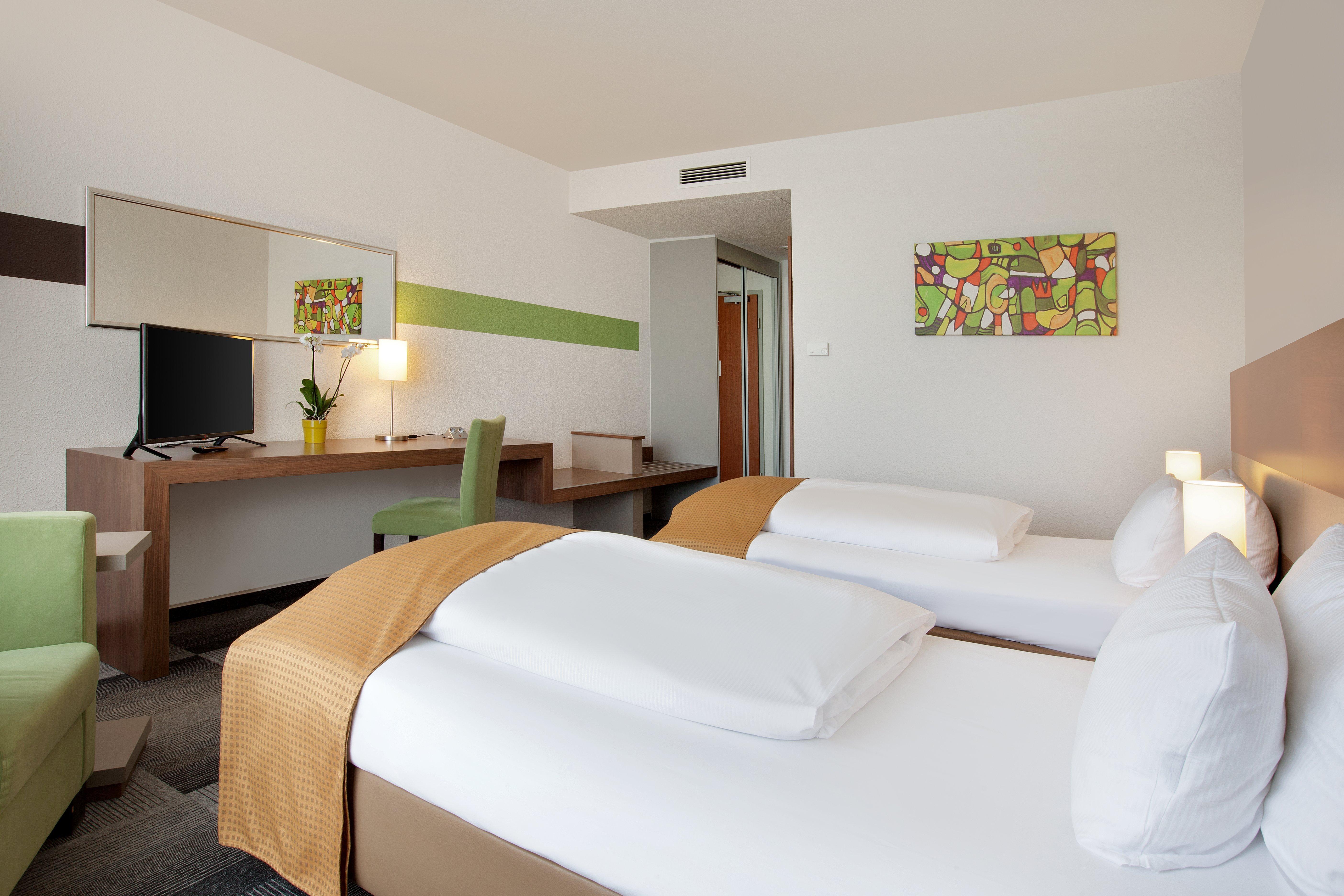 Holiday Inn Berlin City-East Landsberger Allee, An Ihg Hotel Стая снимка